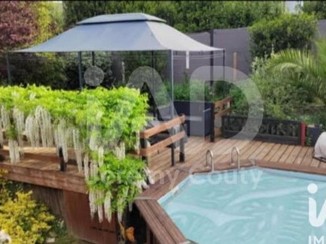 Propriété 9 pièces 201 m²