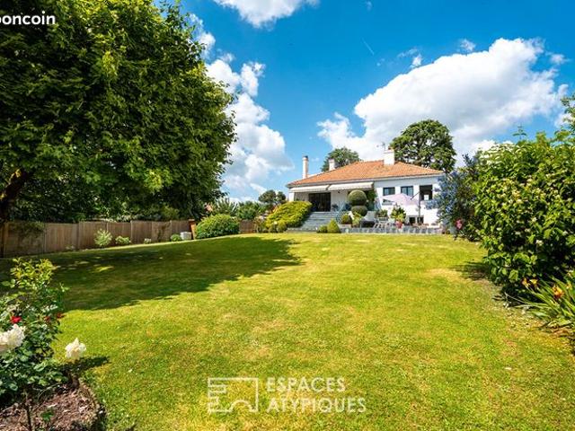 Propriété 9 pièces 215 m²
