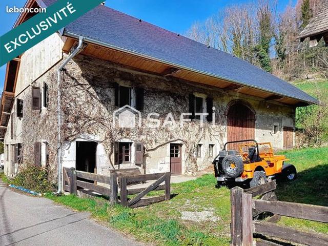Maison 9 pièces 216 m²