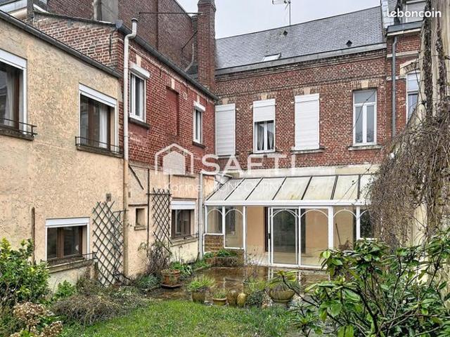 Propriété 9 pièces 217 m²