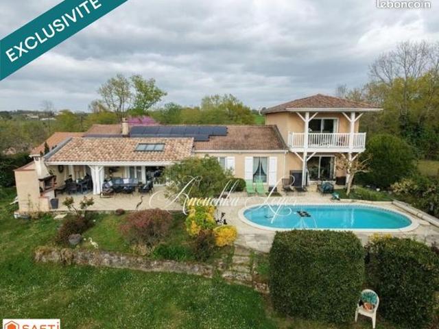 Propriété 9 pièces 217 m²