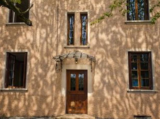 Propriété 9 pièces 210 m²