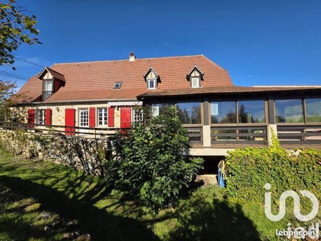 Propriété 9 pièces 210 m²