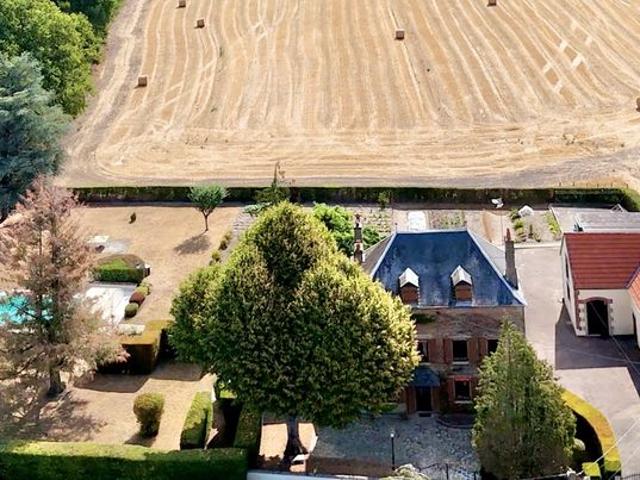 Propriété 9 pièces 210 m²