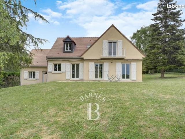Propriété 9 pièces 210 m²