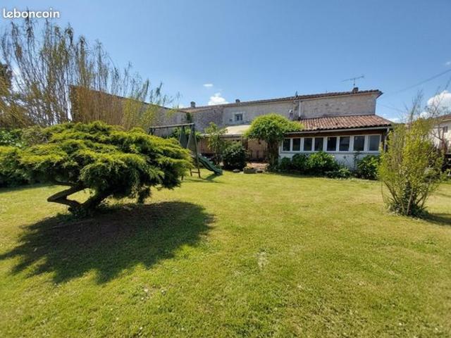 Propriété 9 pièces 210 m²