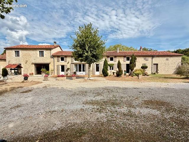 Propriété 9 pièces 211 m²