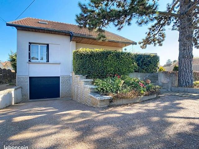 Propriété 9 pièces 212 m²