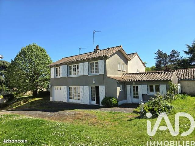 Propriété 9 pièces 212 m²