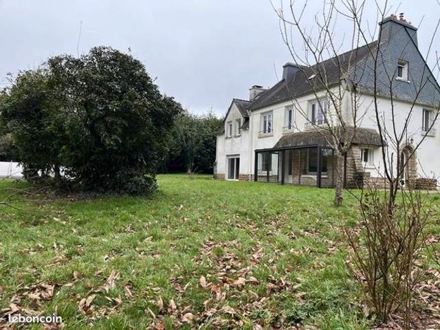 Propriété 9 pièces 213 m²