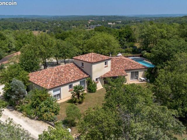 Propriété 9 pièces 225 m²