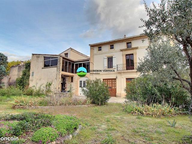 Propriété 9 pièces 225 m²