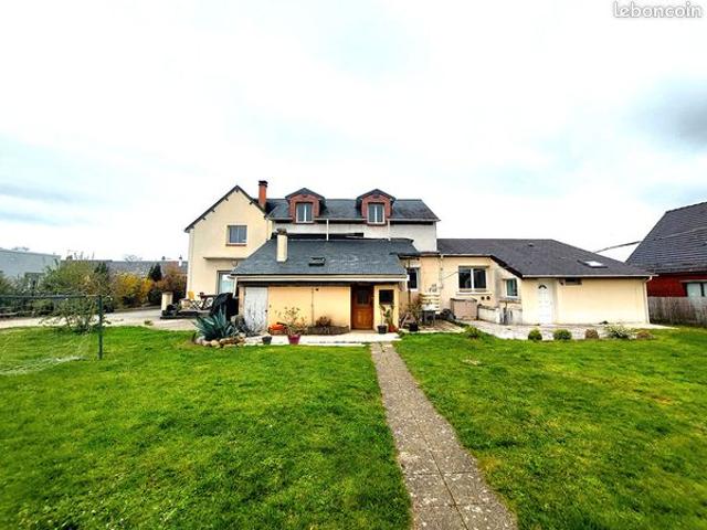 Propriété 9 pièces 225 m²