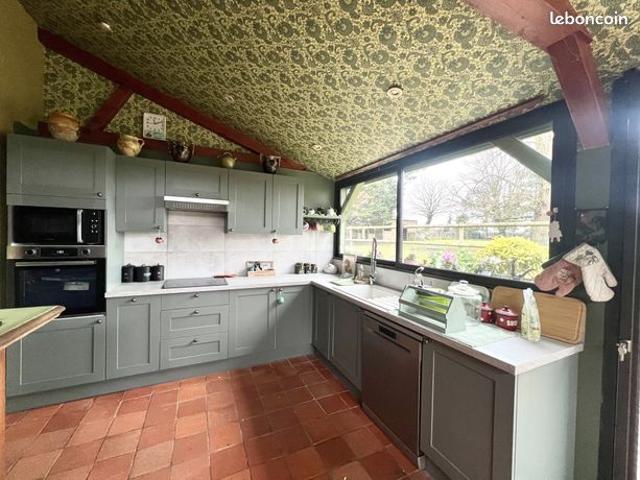 Propriété 9 pièces 227 m²