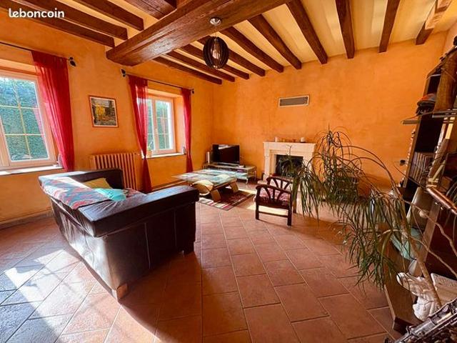 Propriété 9 pièces 228 m²