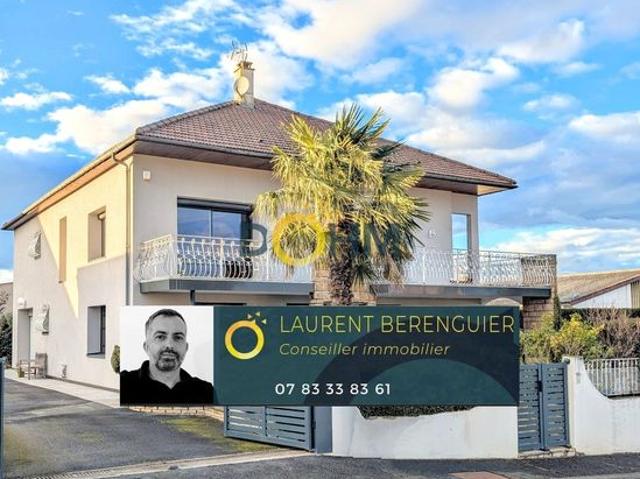 Propriété 9 pièces 220 m²
