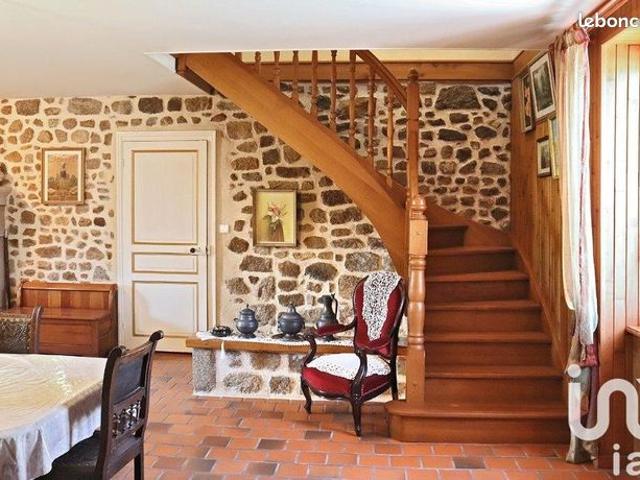 Propriété 9 pièces 220 m²