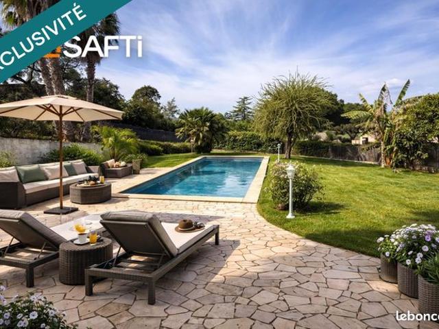 Propriété 9 pièces 220 m²
