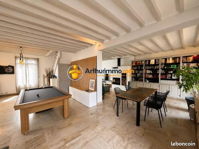 Propriété 9 pièces 220 m²