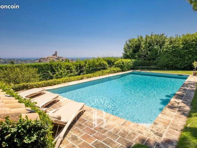 Propriété 9 pièces 220 m²