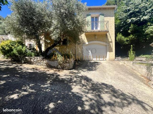 Propriété 9 pièces 220 m²