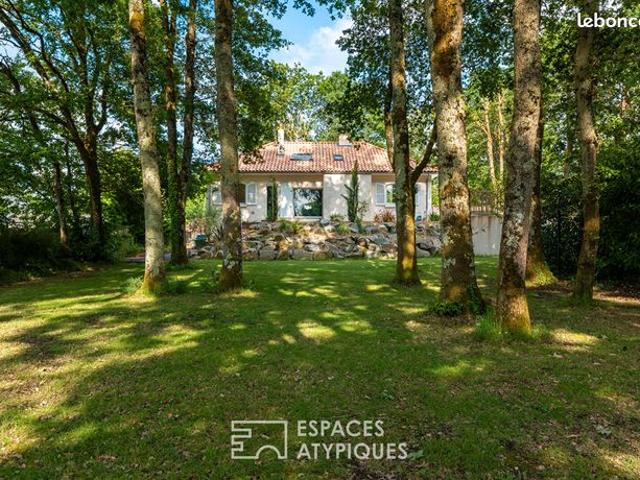 Propriété 9 pièces 222 m²