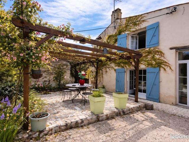 Propriété 9 pièces 223 m²