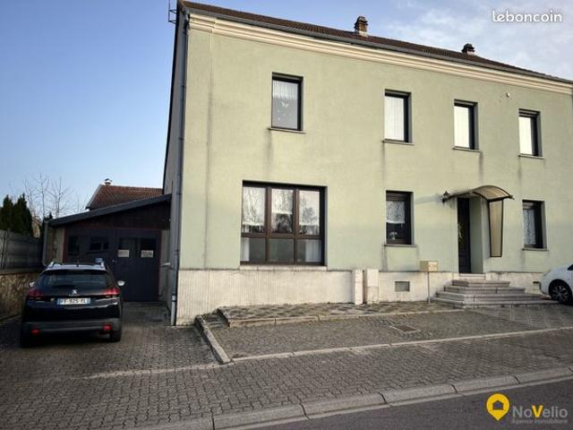 Propriété 9 pièces 234 m²