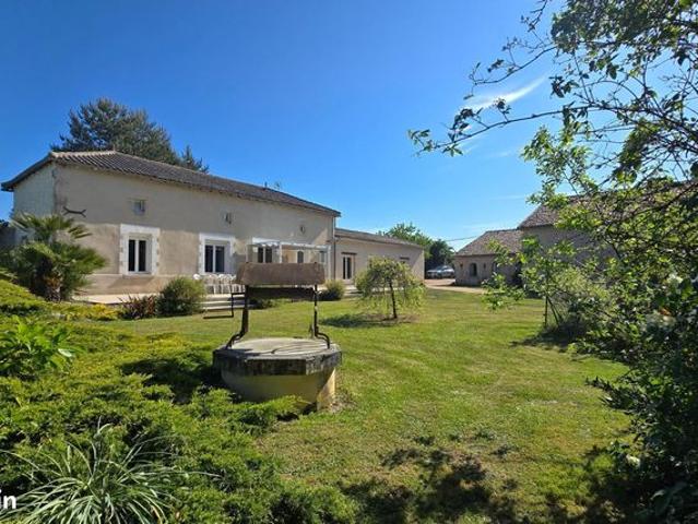 Propriété 9 pièces 235 m²