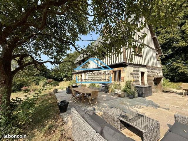Château 9 pièces 238 m²
