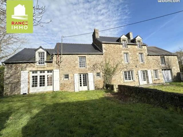 Propriété 9 pièces 239 m²