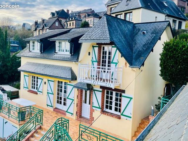 Propriété 9 pièces 230 m²