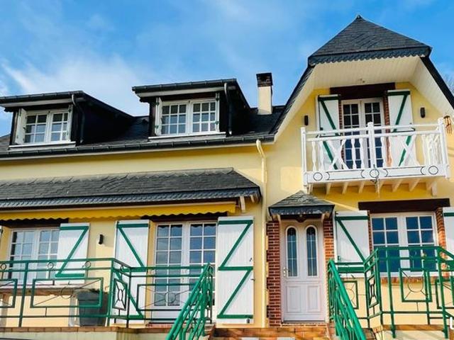 Propriété 9 pièces 230 m²