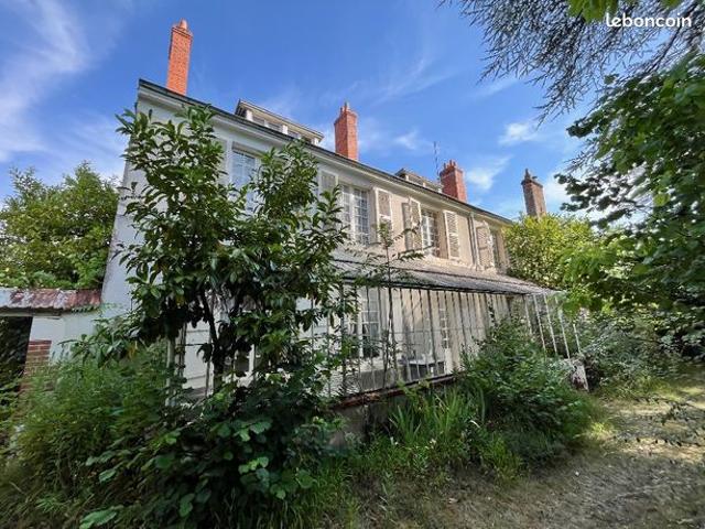 Propriété 9 pièces 233 m²