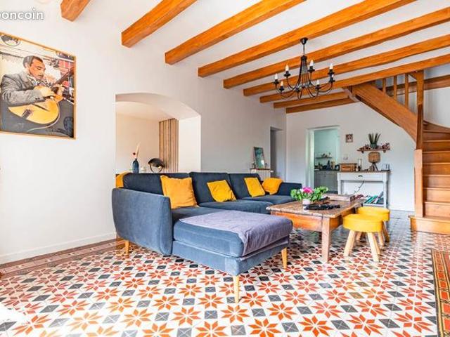 Propriété 9 pièces 245 m²