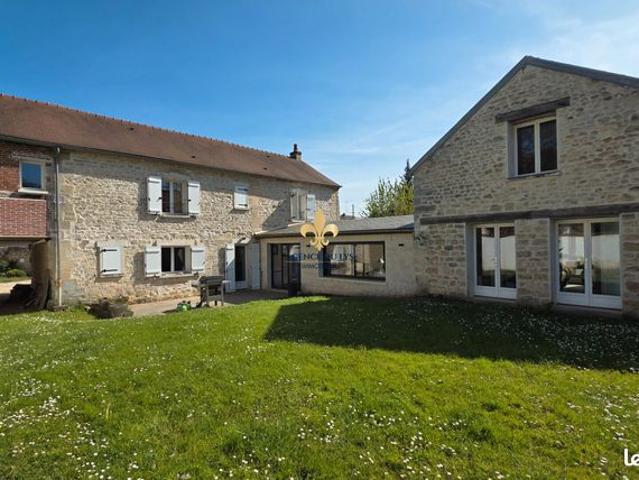 Propriété 9 pièces 246 m²