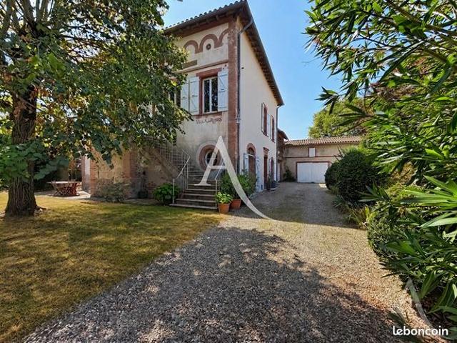 Propriété 9 pièces 248 m²