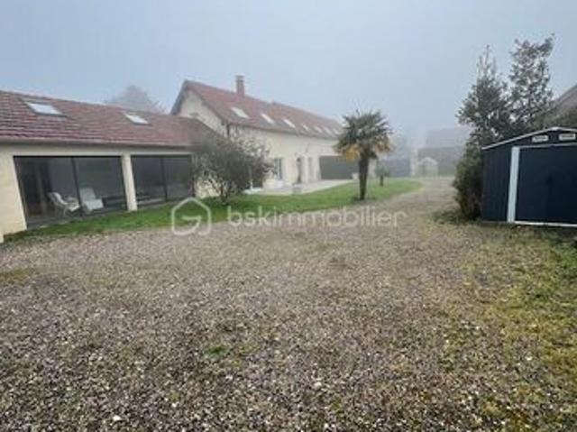 Propriété 9 pièces 210 m²