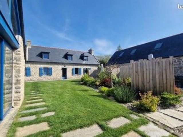 Propriété 9 pièces 241 m²