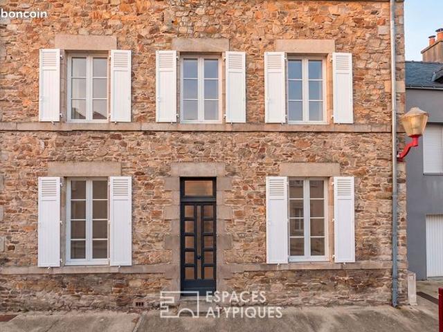 Propriété 9 pièces 242 m²
