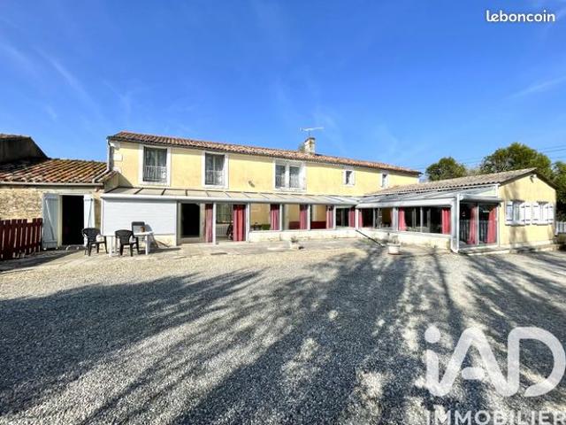 Propriété 9 pièces 254 m²