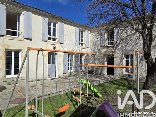 Propriété 9 pièces 255 m²