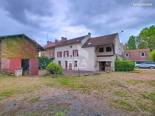 Propriété 9 pièces 255 m²