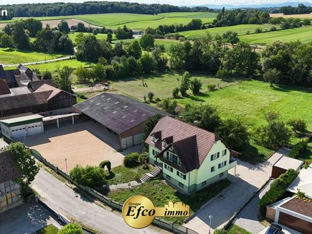 Propriété 9 pièces 256 m²