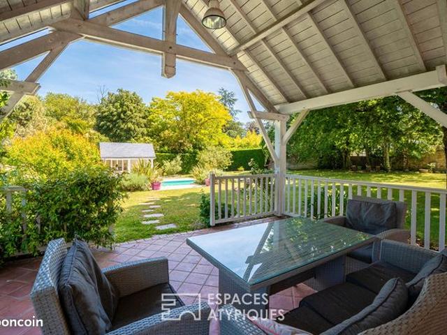 Propriété 9 pièces 256 m²
