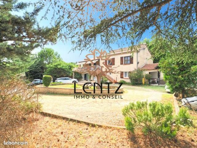 Propriété 9 pièces 250 m²