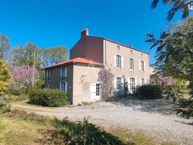 Propriété 9 pièces 250 m²