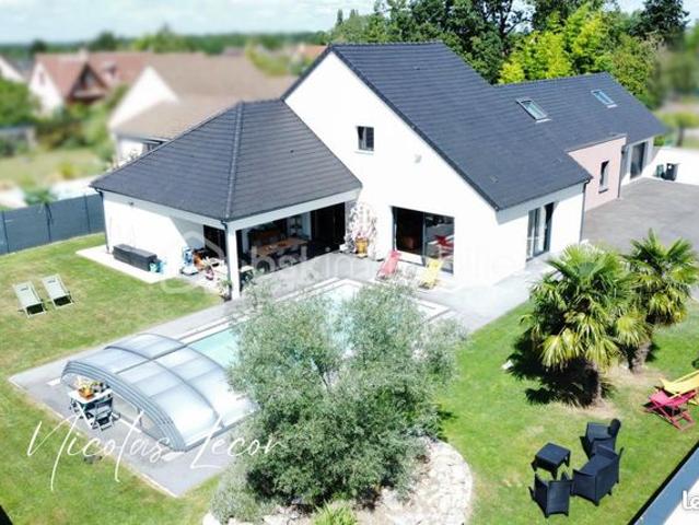 Propriété 9 pièces 250 m²