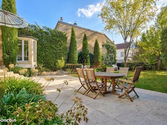 Propriété 9 pièces 250 m²
