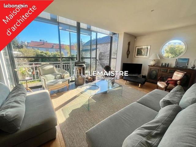 Propriété 9 pièces 250 m²